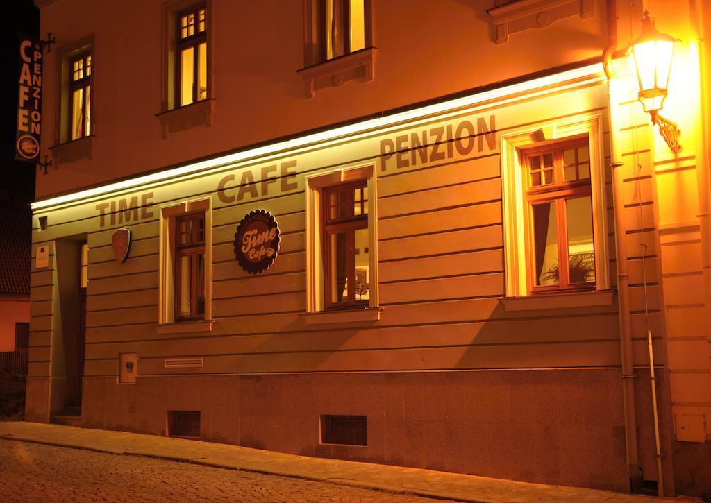 Time Cafe & Penzion Pribram Exterior photo